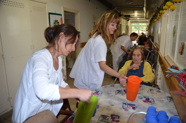 Hátrányos helyzetű asszonyok támogatott foglalkoztatása a /Szombathelyi Diakóniában/ Hátrányos helyzetű asszonyok támogatott foglalkoztatása a /Szombathelyi Diakóniában/