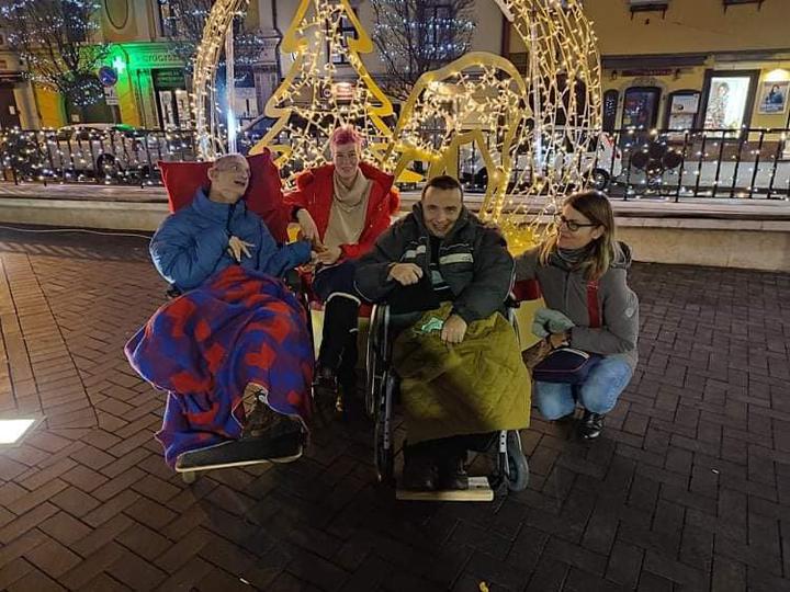 Esti kiruccanás Esti kiruccanás