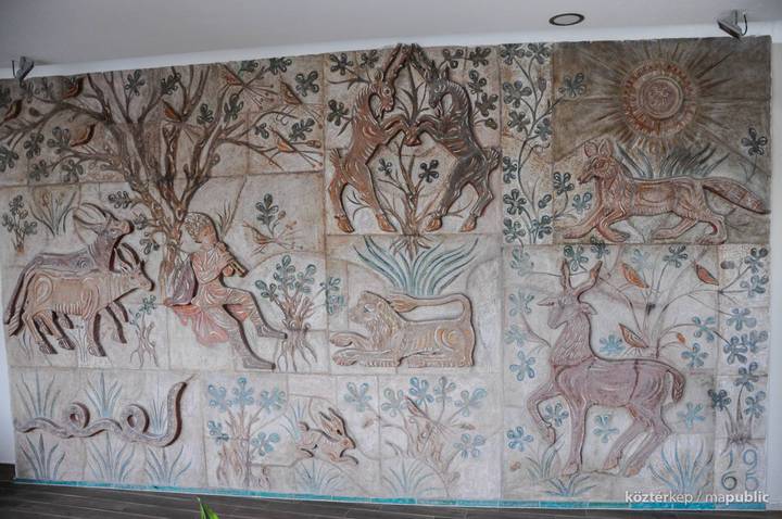 Fald�szek a Johanneumban