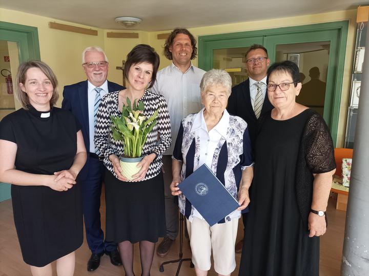 Gyémántoklevél Gyémántoklevél