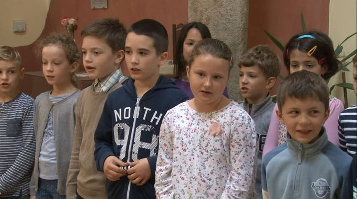 �desany�k k�sz�nt�se