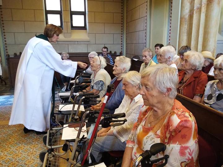 Úrvacsorás istentisztelet Úrvacsorás istentisztelet