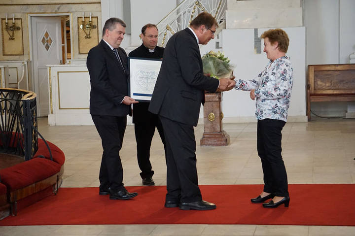 Diakóniai munkatársakat jutalmaztak Diakóniai munkatársakat jutalmaztak