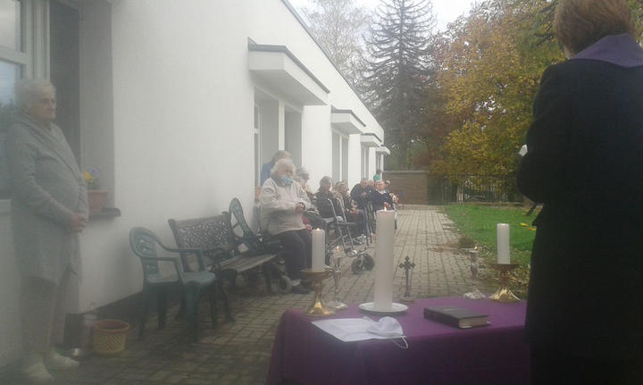 Megemlékezés elhunytjainkról Megemlékezés elhunytjainkról