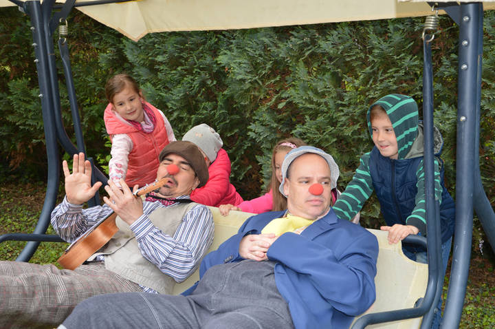 Családi délelőtt az idősek otthonában Családi délelőtt az idősek otthonában