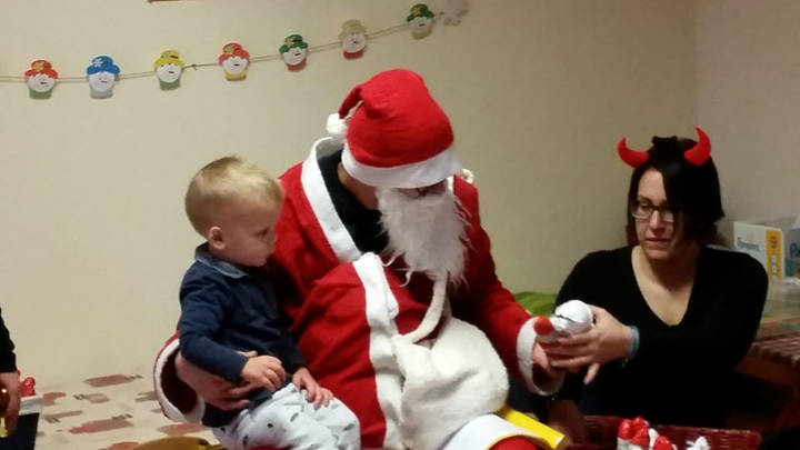 Mikul�s-�nneps�g a csal�di napk�ziben 