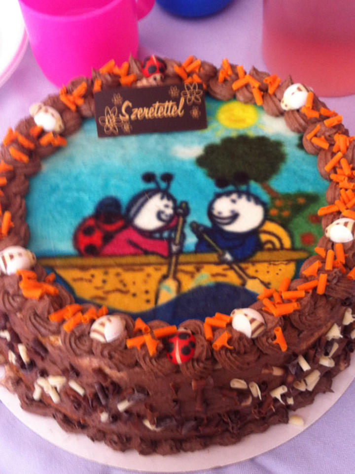 Születésnapot ünnepeltünk Születésnapot ünnepeltünk