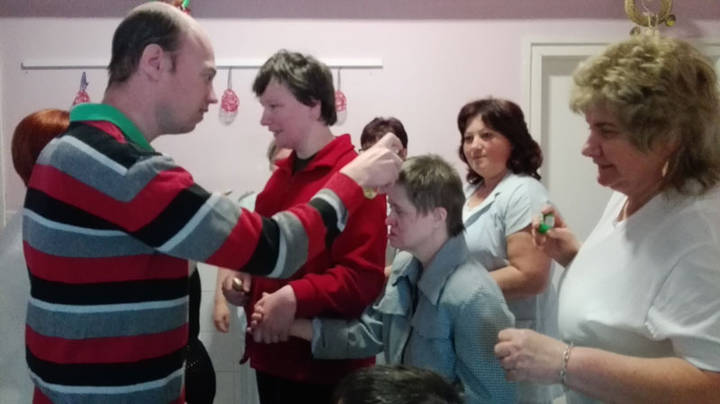 H�sv�ti locsolkod�s a Johanneumban