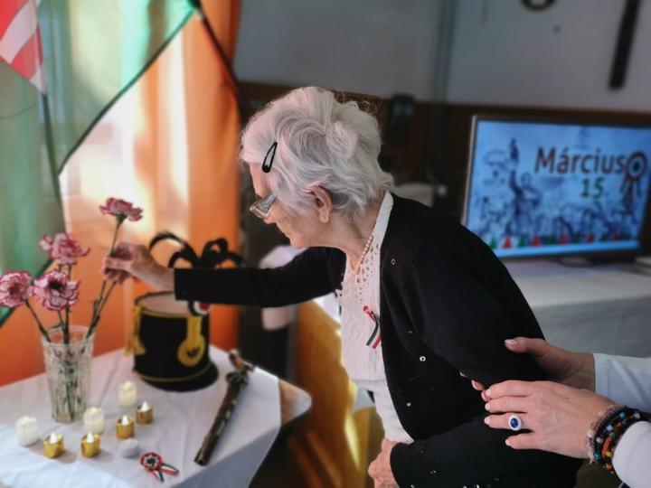 Március 15. Március 15.