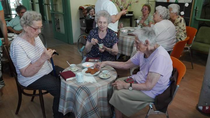 Kávéházi alkalmak a Túróczy-házban Kávéházi alkalmak a Túróczy-házban