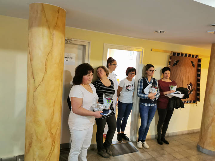 N�nap az int�zm�nyben