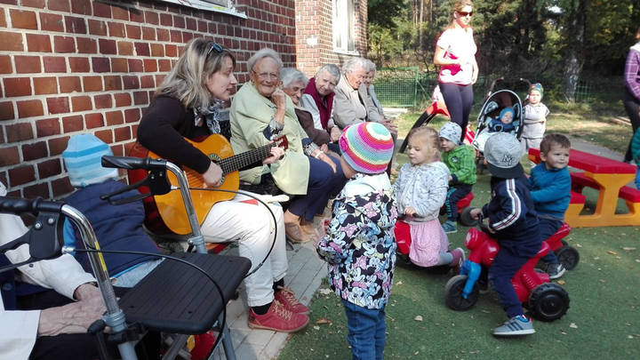 �h�tat a b�lcsisekkel