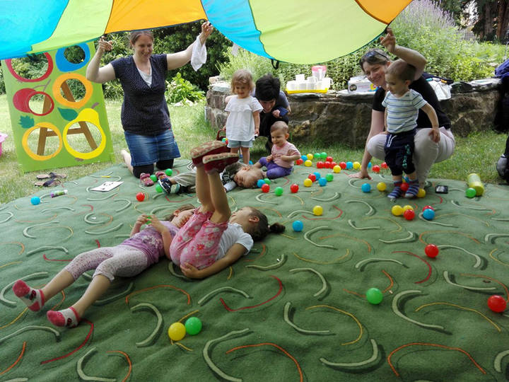 Gyereknap a legkisebbekkel Gyereknap a legkisebbekkel