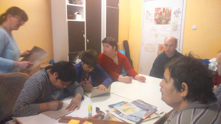 K�zm�veskedt�nk