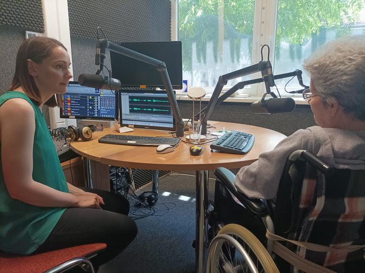 FM 98.8 az evangélikus Credo Rádió FM 98.8 az evangélikus Credo Rádió