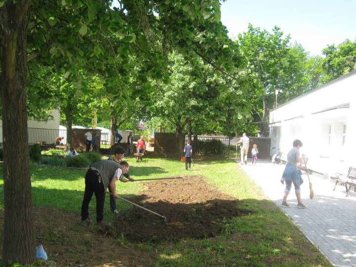 Kertrendez�s a Johanneumban