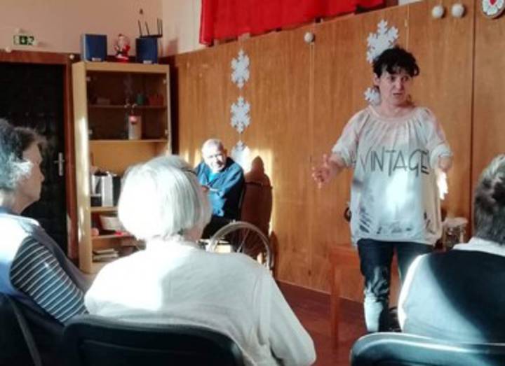 Mesedélelőtt Mesedélelőtt