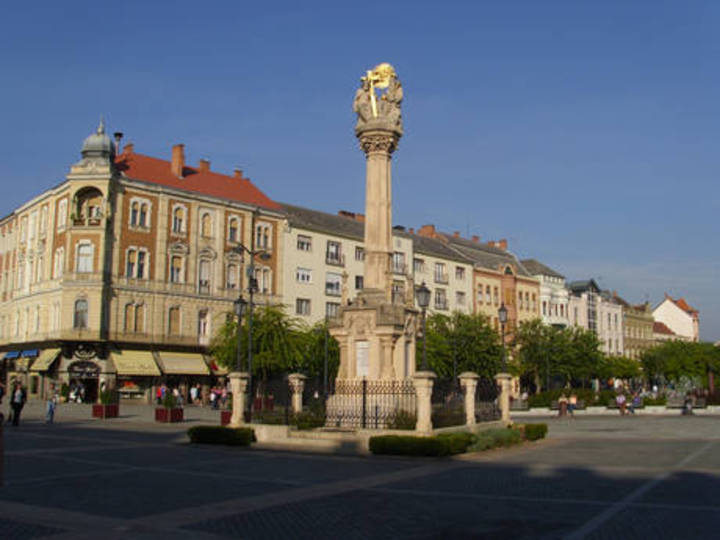 SZENTHÁROMSÁG ÜNNEPÉN GYŰJTÉS A MÓZESKOSÁR HÁLÓZAT JAVÁRA SZENTHÁROMSÁG ÜNNEPÉN GYŰJTÉS A MÓZESKOSÁR HÁLÓZAT JAVÁRA