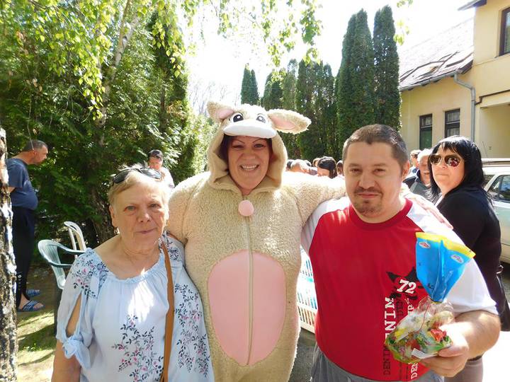 Járt nálunk a nyuszi Járt nálunk a nyuszi