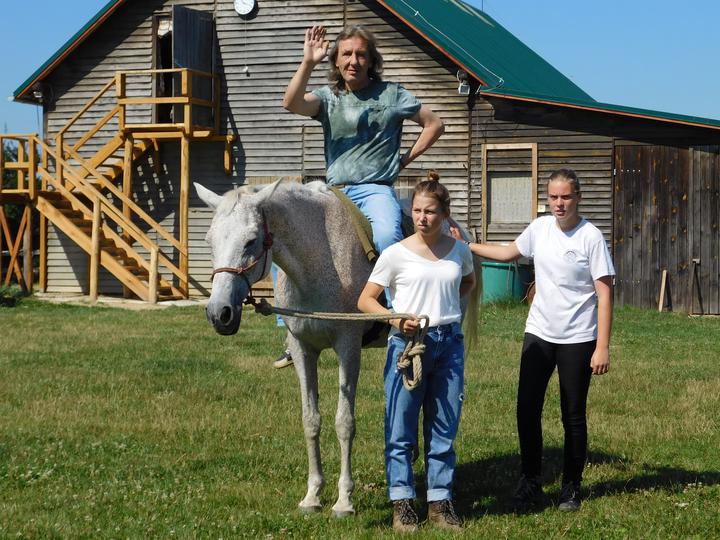 Lovas �s �j�sz foglalkoz�s Martonsz�ll�son