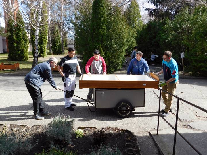 Az Evang�likus Hittudom�nyi Egyetem h�sz �gyat adom�nyozott int�zm�ny�nknek