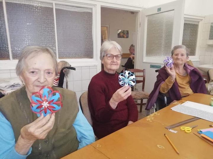 Kar�csonyi d�szek k�sz�t�se