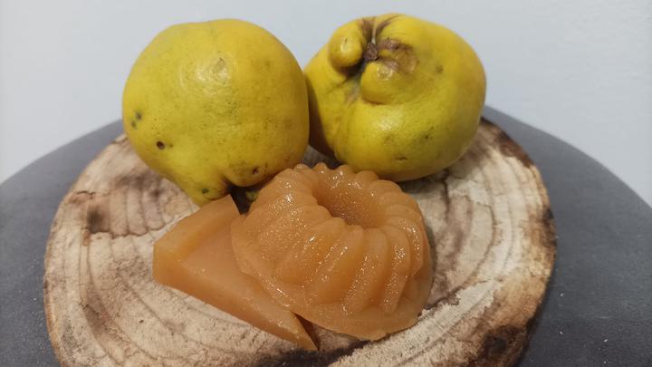 Birsalma lekvár, birsalma sajt és almalé készült Birsalma lekvár, birsalma sajt és almalé készült