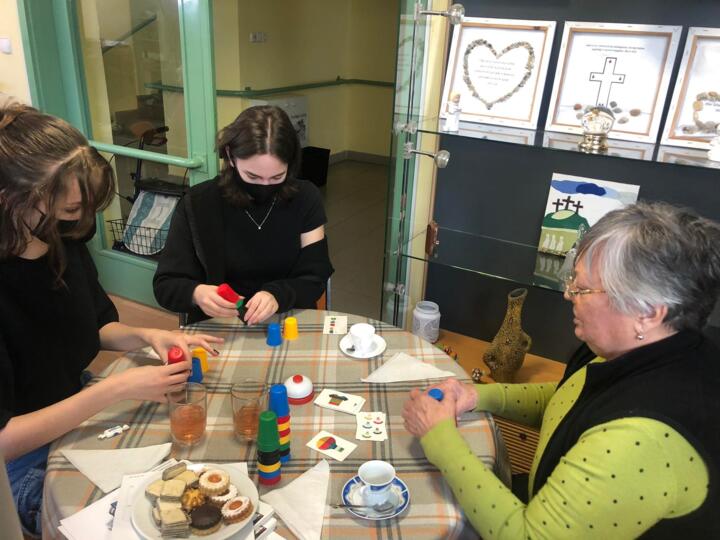 Generációk találkozása Generációk találkozása