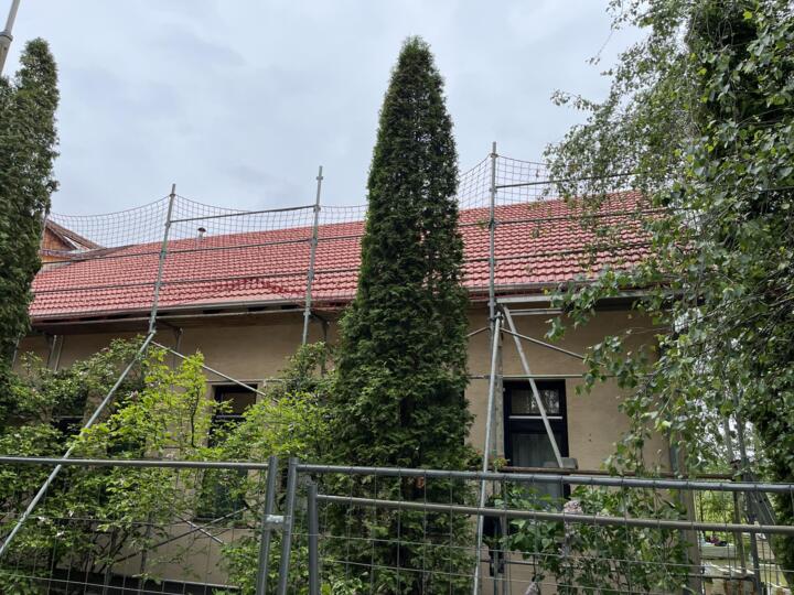 Tet�csere �gfalv�n